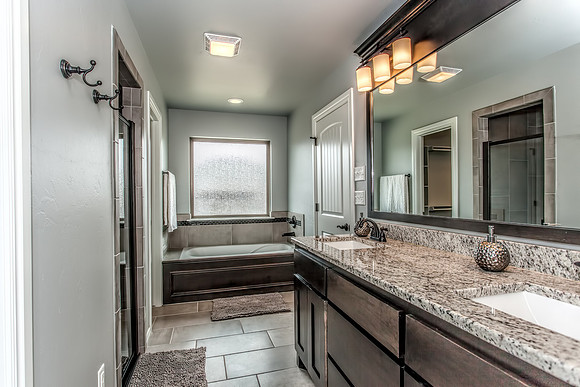 15_Bathroom, Master