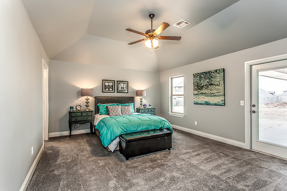 11_Bedroom, Master