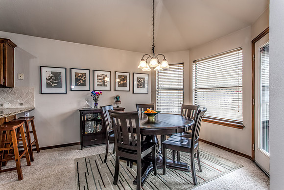 09_Dining Room