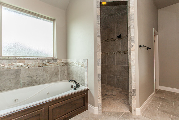 28_Master Bathroom