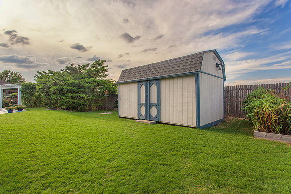Shed