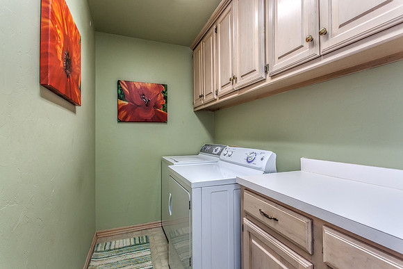 13_Laundry Room