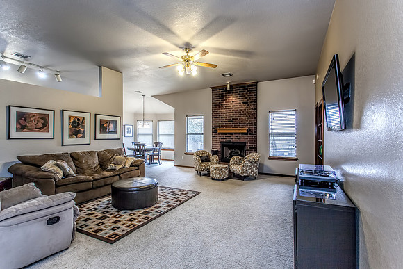 05_Living Room