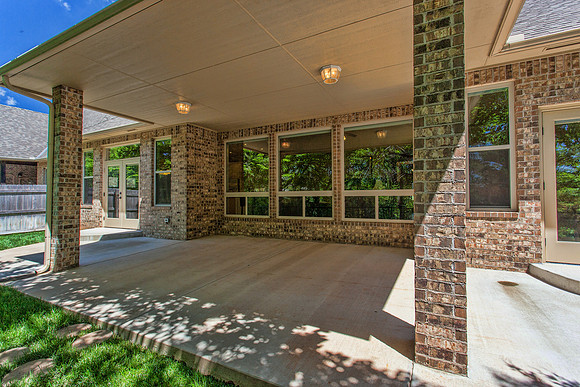 38_Exterior