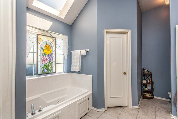 19_Master Bathroom