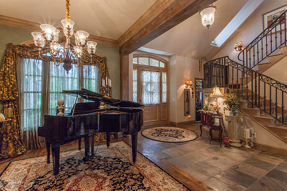 18_Entryway